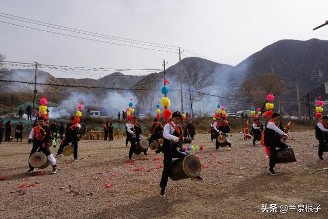 侯家峪村民委员会最新交通新闻